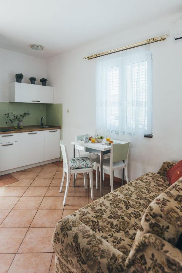Villa Porta Biograd Na Moru Bagian luar foto
